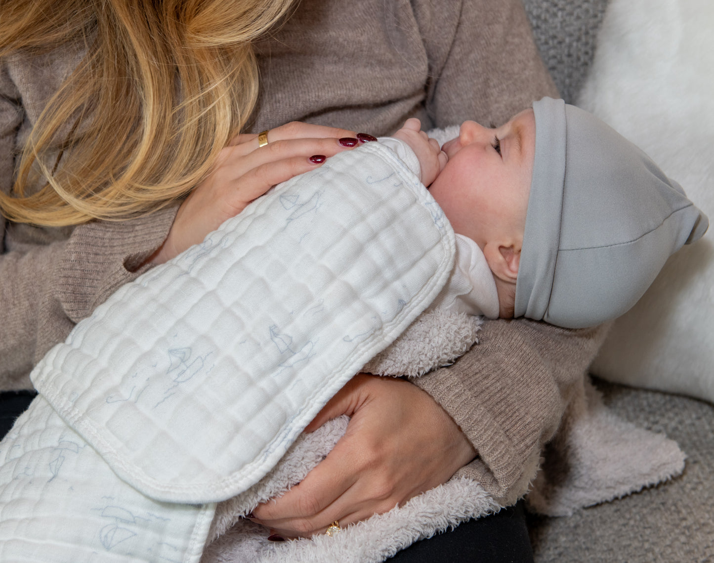 ORGANIC MUSLIN BURP CLOTHS, 3 PACK (POWDER BLUE + CREAM)
