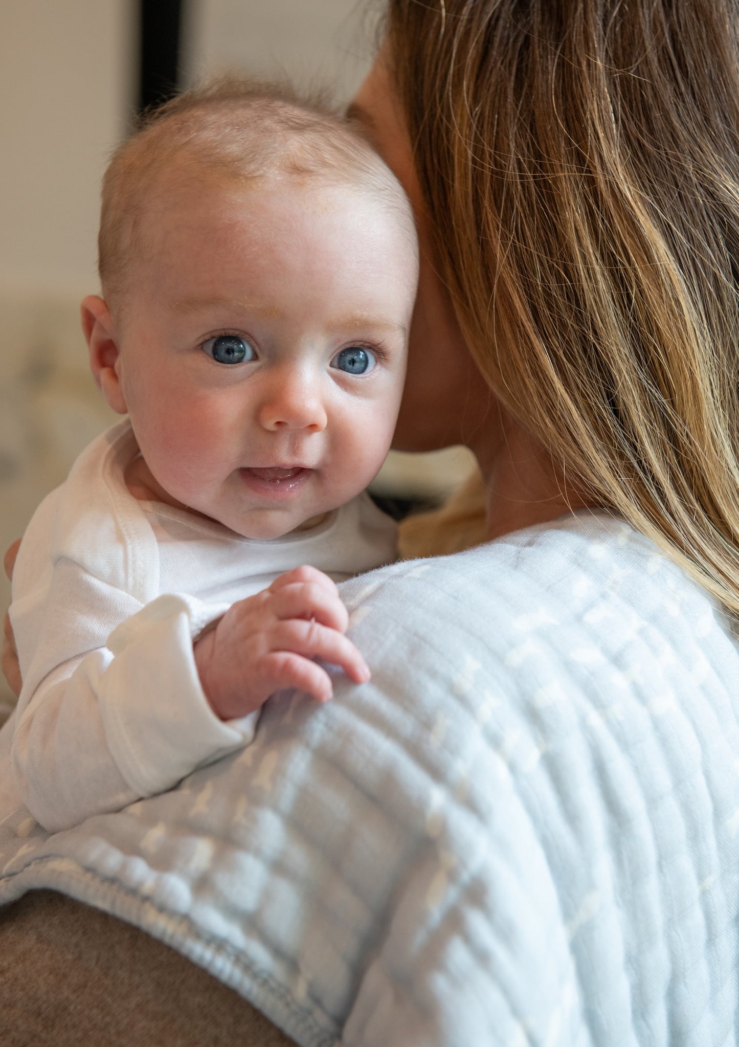 ORGANIC MUSLIN BURP CLOTHS, 3 PACK (POWDER BLUE + CREAM)